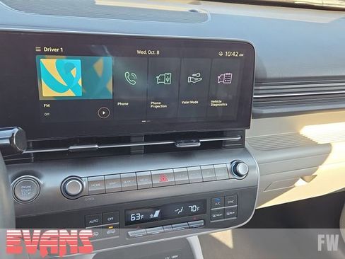 Used 2024 Hyundai Kona SEL image 6