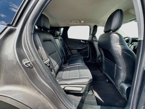 Certified 2022 Ford Escape SEL w/ Technology Package FWD image 27