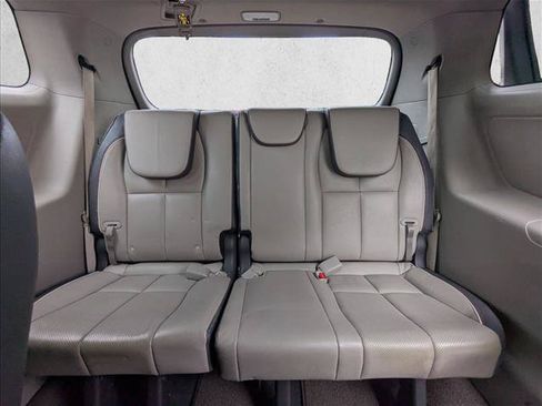 Used 2016 Kia Sedona LX w/ LX Essentials Premium Package FWD image 20