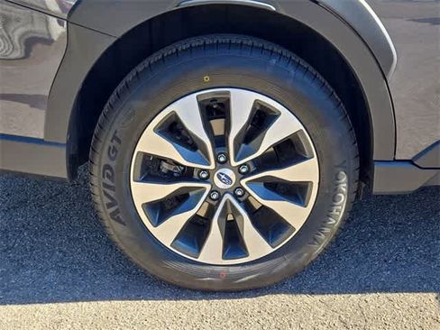 Certified 2023 Subaru Outback Limited image 13