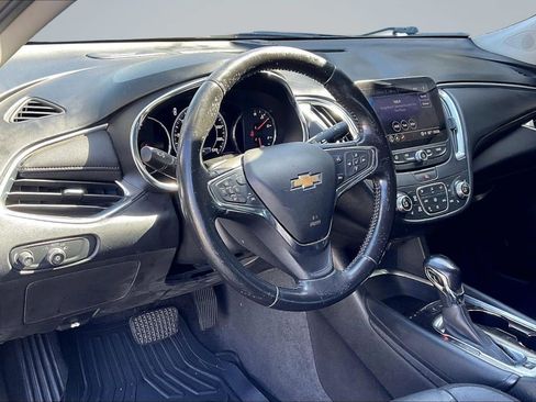 Used 2021 Chevrolet Malibu Premier FWD image 13
