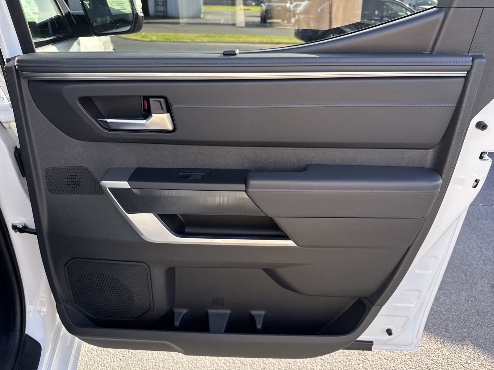 New 2025 Toyota Tundra Platinum AWD/4WD image 35