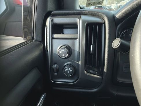 Certified 2018 Chevrolet Silverado 1500 LT w/ All Star Edition image 10