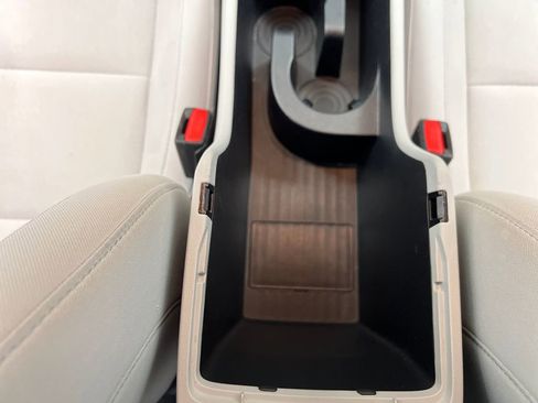 Used 2025 Hyundai Kona SEL FWD image 37