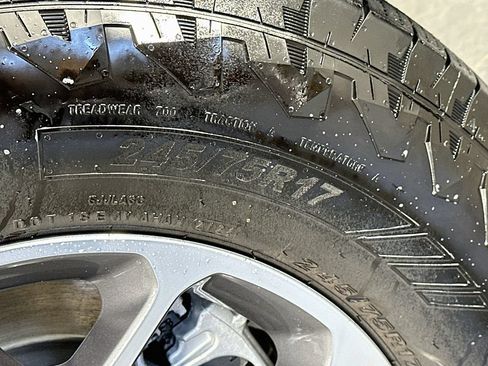 Used 2024 Jeep Wrangler Sport AWD/4WD image 33