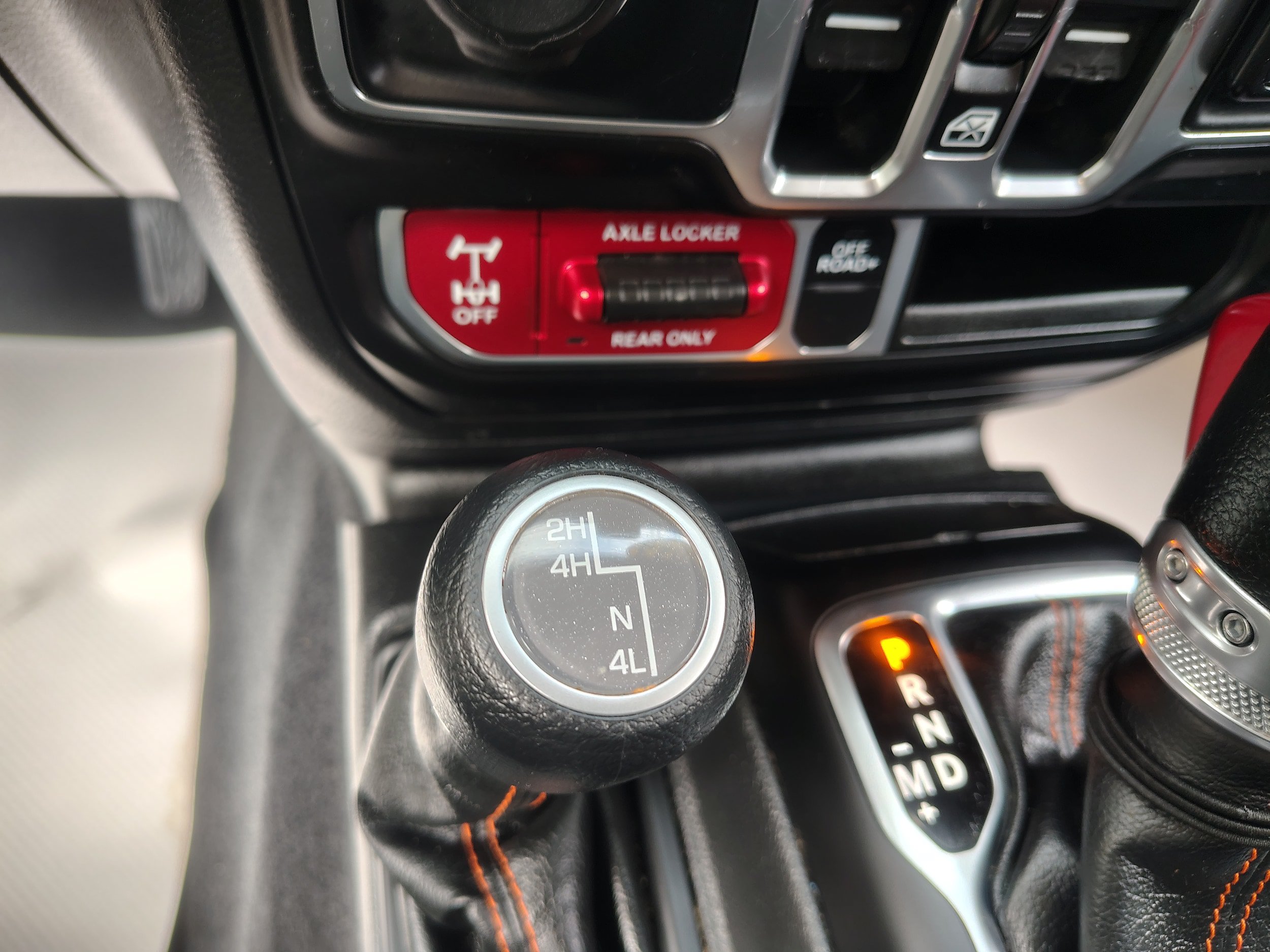 Certified 2023 Jeep Gladiator Mojave w/ LED Lighting Group AWD/4WD image 33