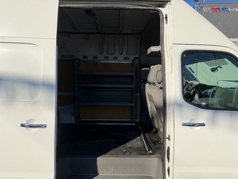 Used 2012 Nissan NV 2500 SV w/ Technology Pkg image 9