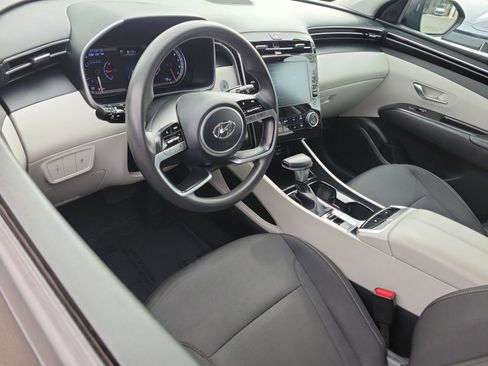 Used 2022 Hyundai Tucson SEL FWD image 6