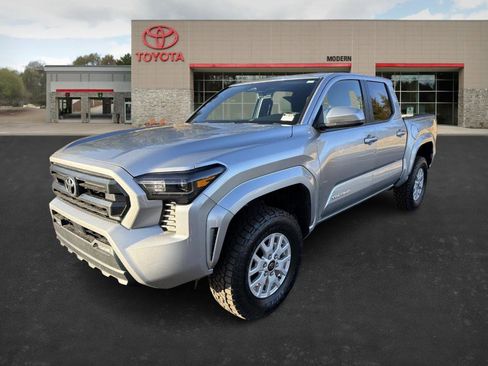 Used 2025 Toyota Tacoma SR5 image 1