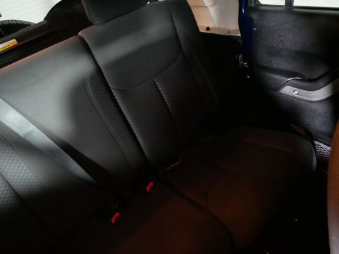 Used 2013 Jeep Wrangler Unlimited Sport image 14