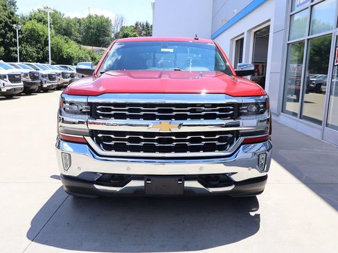 Used 2018 Chevrolet Silverado 1500 LTZ w/ Sport Package AWD/4WD image 5