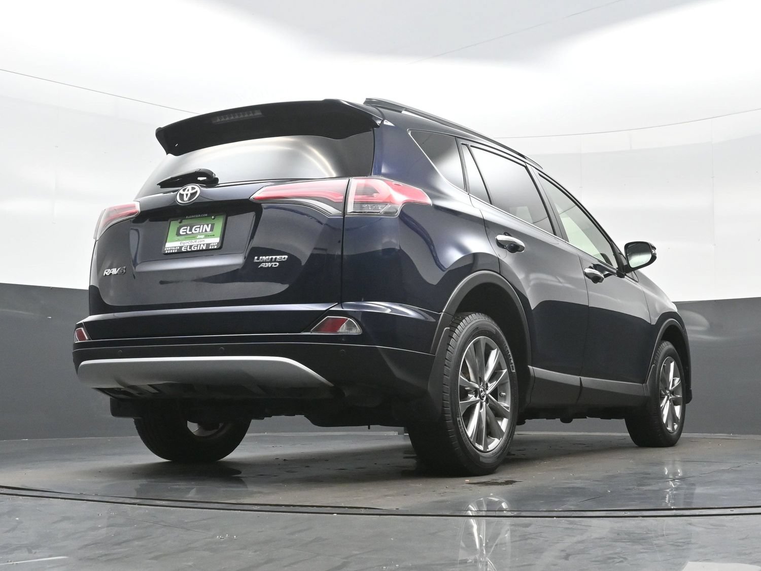 Used 2017 Toyota RAV4 Limited w/ Carpet Mat Package AWD/4WD image 35