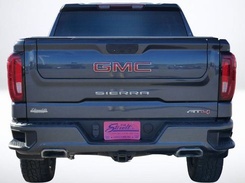 Used 2021 GMC Sierra 1500 AT4 image 3