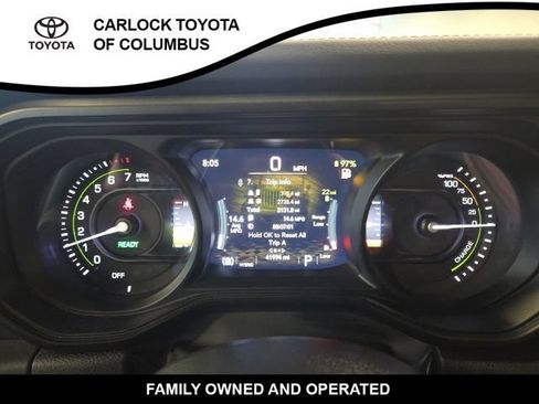 Used 2024 Jeep Wrangler High Altitude AWD/4WD image 24