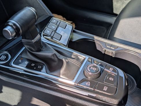 Used 2023 Kia Sportage X-Pro AWD/4WD image 12