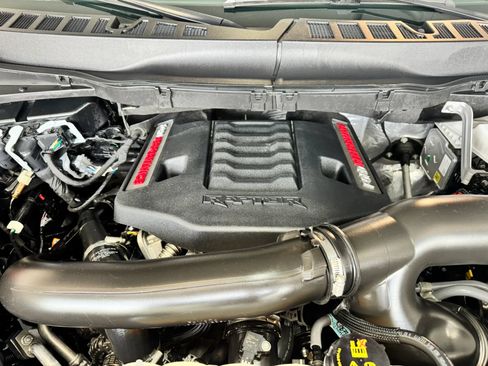 Used 2025 Ford F150 Raptor AWD/4WD image 79