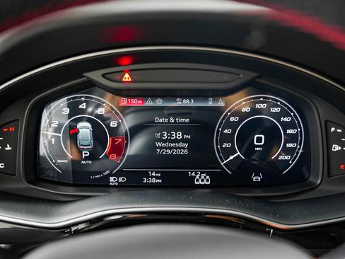 New 2026 Audi RS Q8 performance AWD/4WD image 13