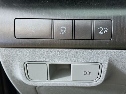 Used 2025 Hyundai Kona SEL AWD/4WD image 17