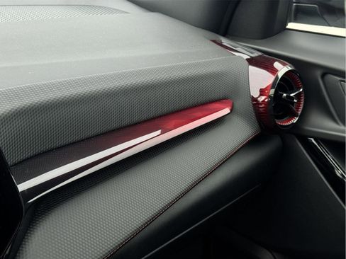 Used 2026 Chevrolet Equinox RS image 28