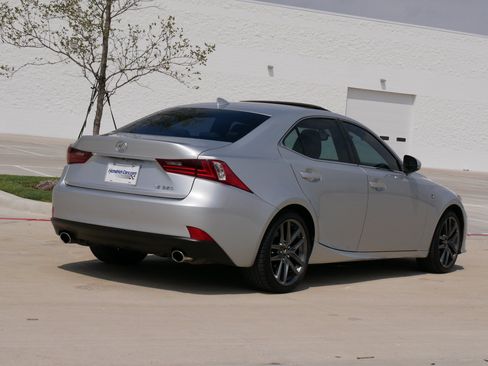 Used 2014 Lexus IS 250 w/ F-Sport Package RWD image 9