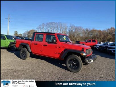 New 2026 Jeep Gladiator Sport