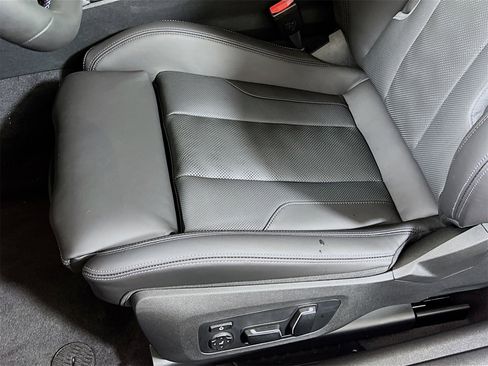 New 2026 BMW M4 xDrive Competition w/ Executive Package image 31