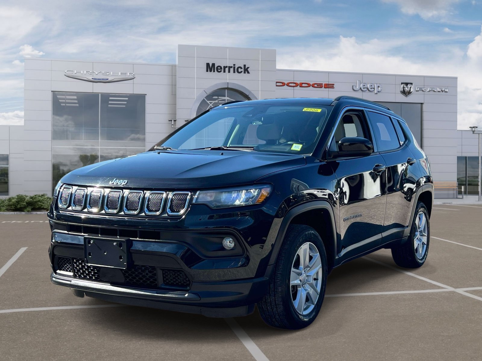 Used 2022 Jeep Compass Latitude w/ Convenience Group AWD/4WD image 4