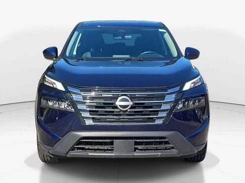 Used 2025 Nissan Rogue SV FWD image 12