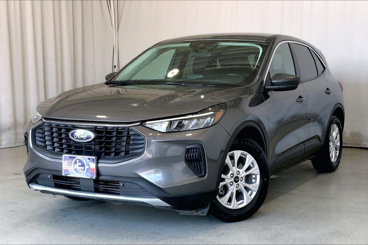 Used 2024 Ford Escape Active FWD image 11