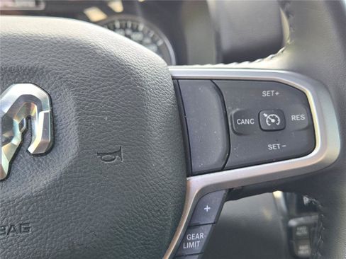 Used 2023 RAM 1500 Big Horn AWD/4WD image 36