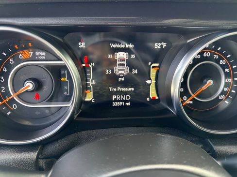 Certified 2021 Jeep Wrangler Unlimited Sahara image 19