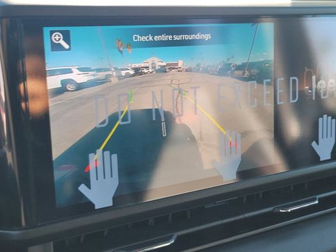 New 2025 Jeep Gladiator Rubicon w/ Convenience Group image 12