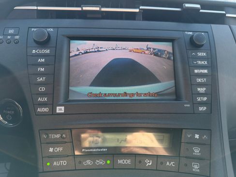 Used 2010 Toyota Prius Five image 19