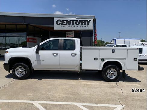 Used 2024 Chevrolet Silverado 2500 W/T w/ WT Fleet Convenience Package AWD/4WD image 4