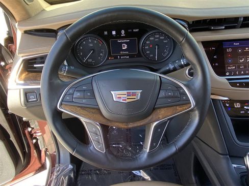 Certified 2022 Cadillac XT5 Premium Luxury w/ Platinum Package image 24