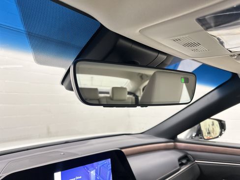 Certified 2025 Lexus ES 350 w/ Premium Package FWD image 27