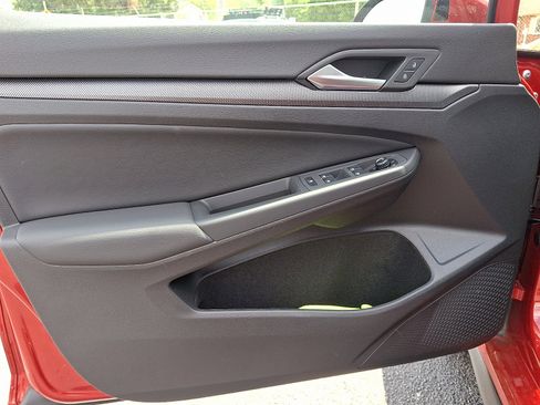 New 2025 Volkswagen GTI SE image 8