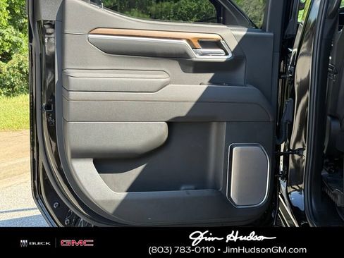 Certified 2025 Chevrolet Silverado 1500 High Country w/ High Country Premium Package AWD/4WD image 26