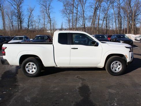 Used 2024 Nissan Frontier S w/ S Utility Package image 2