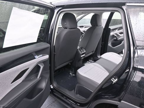 Used 2026 Volkswagen Tiguan S AWD/4WD image 41