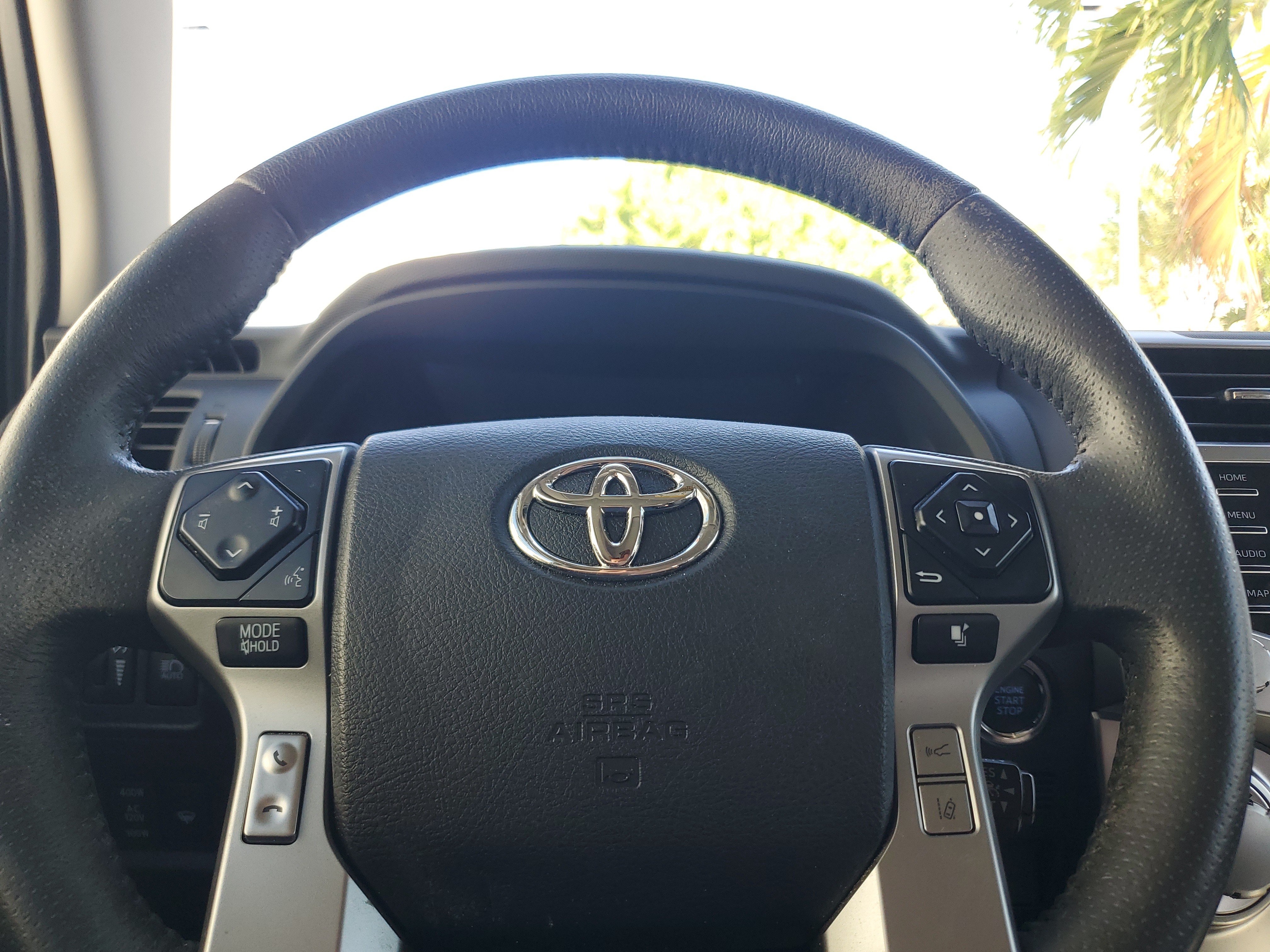 Used 2022 Toyota 4Runner SR5 Premium w/ Moonroof Package RWD image 8