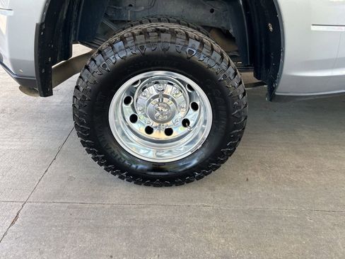 Used 2024 RAM 3500 Laramie w/ Night Edition AWD/4WD image 24