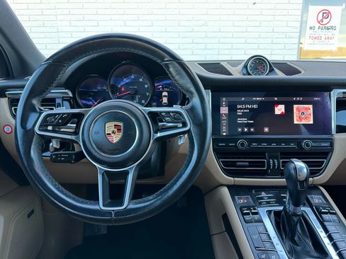 Used 2019 Porsche Macan image 29
