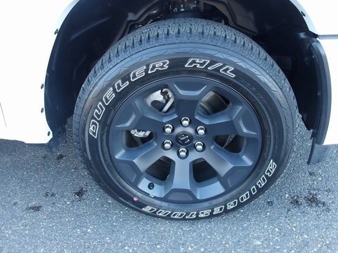 Used 2025 RAM 1500 Big Horn image 9