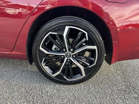 Used 2024 Nissan Altima 2.5 SR w/ SR Premium Package image 33