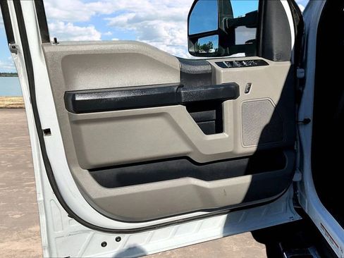 Used 2022 Ford F450 XL w/ STX Appearance Package AWD/4WD image 23