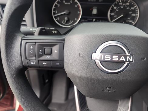 Used 2026 Nissan Rogue S image 19