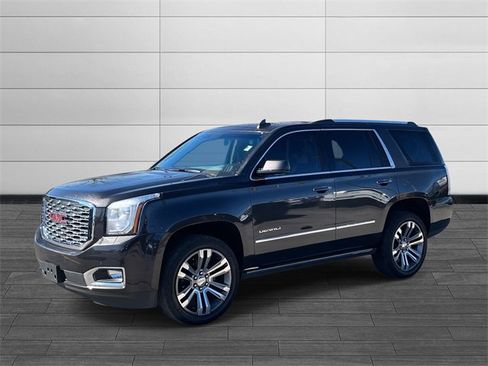 Used 2018 GMC Yukon Denali w/ Open Road Package image 7