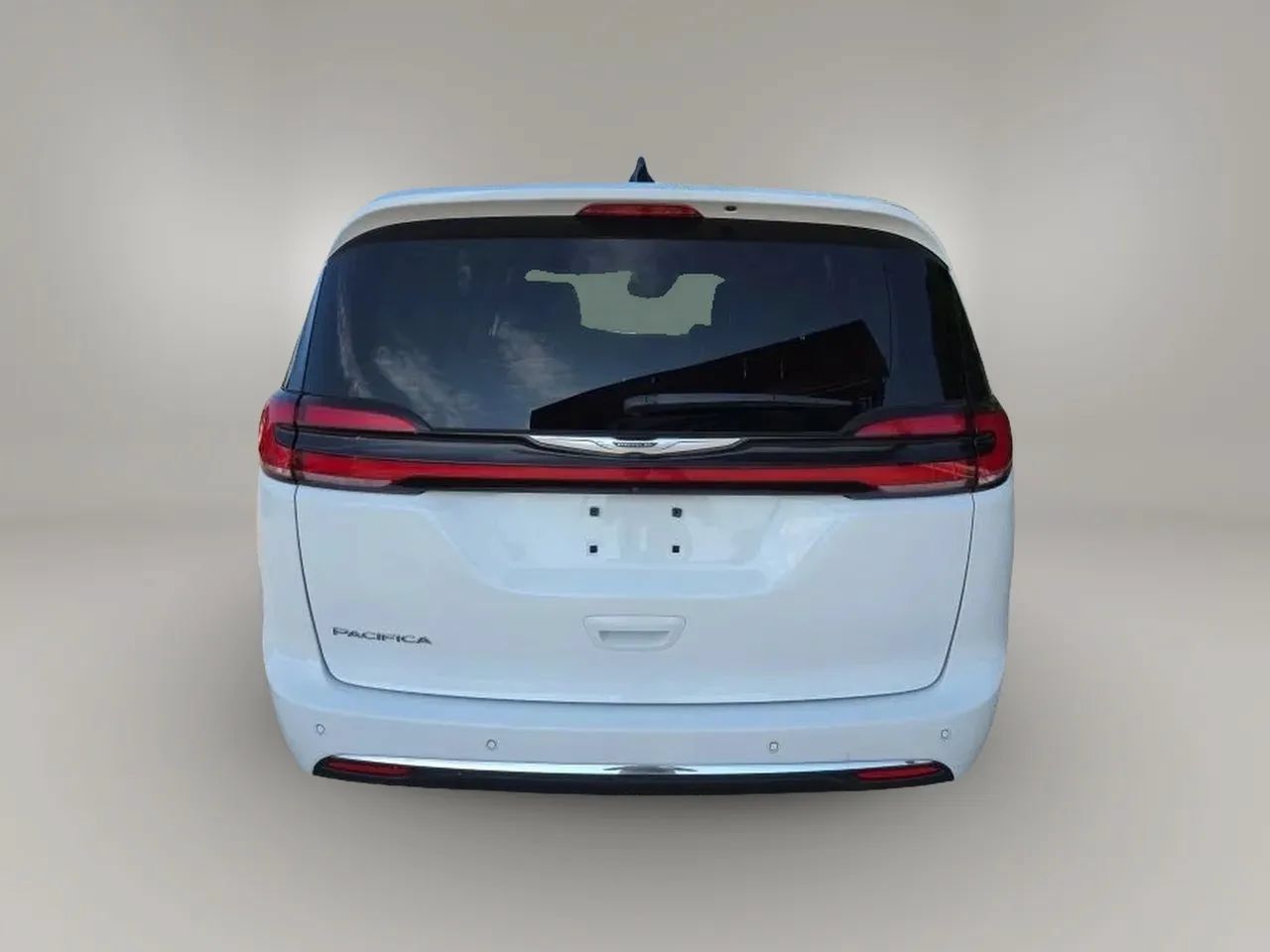 Used 2023 Chrysler Pacifica Touring-L FWD image 8