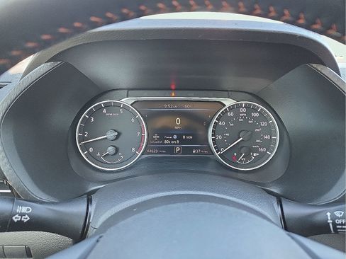 Used 2023 Nissan Sentra SR FWD image 23